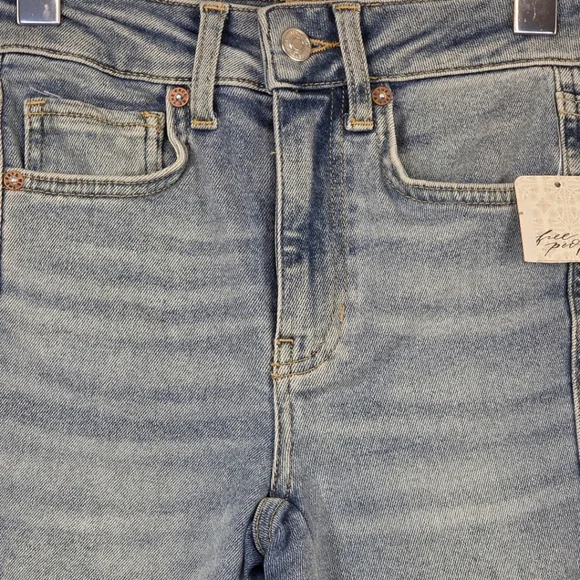 We The Free Free People Raw Hem High Rise Jegging Jeans 24 (XS/0) NWT - Picture 4 of 11
